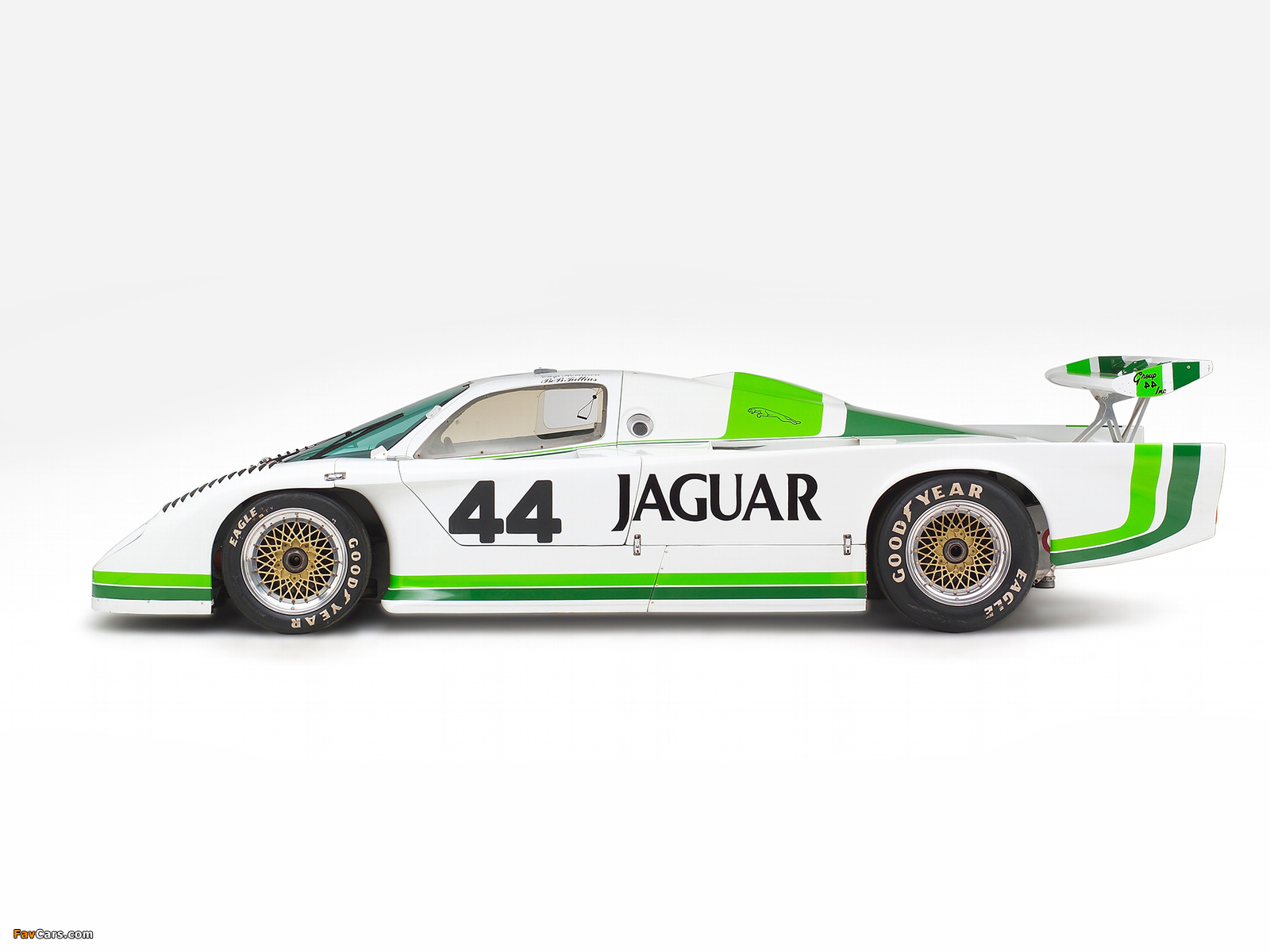 Jaguar XJR5 1982–85 pictures (1600 x 1200)