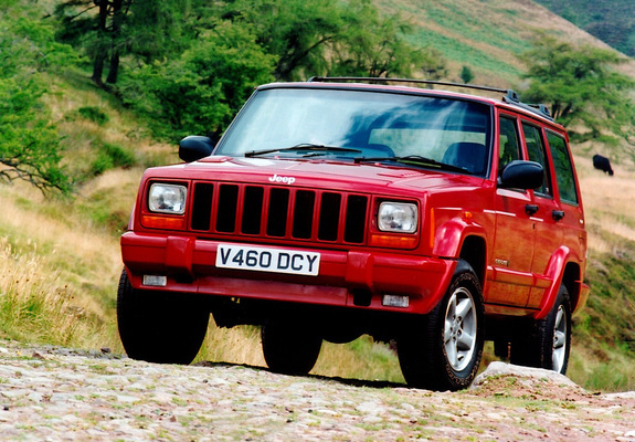 Images of Jeep Cherokee Orvis UK-spec (XJ) 1997–2001