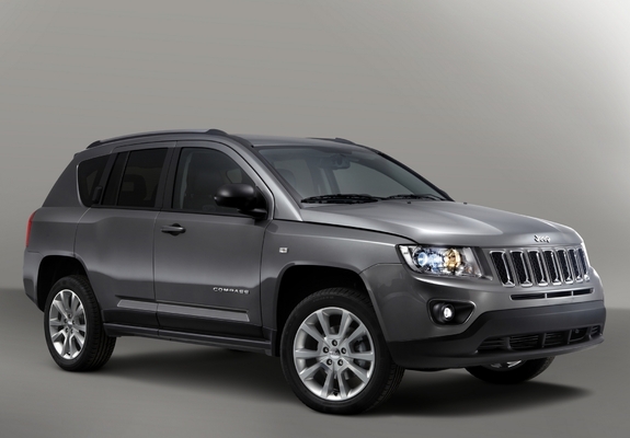 Jeep Compass Overland 2012 images