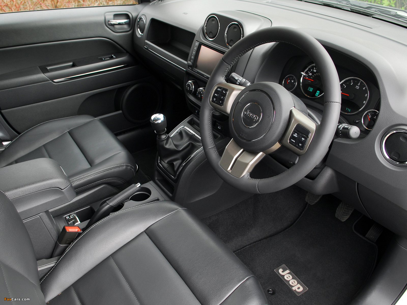 Pictures of Jeep Compass UK-spec 2011 (1600 x 1200)