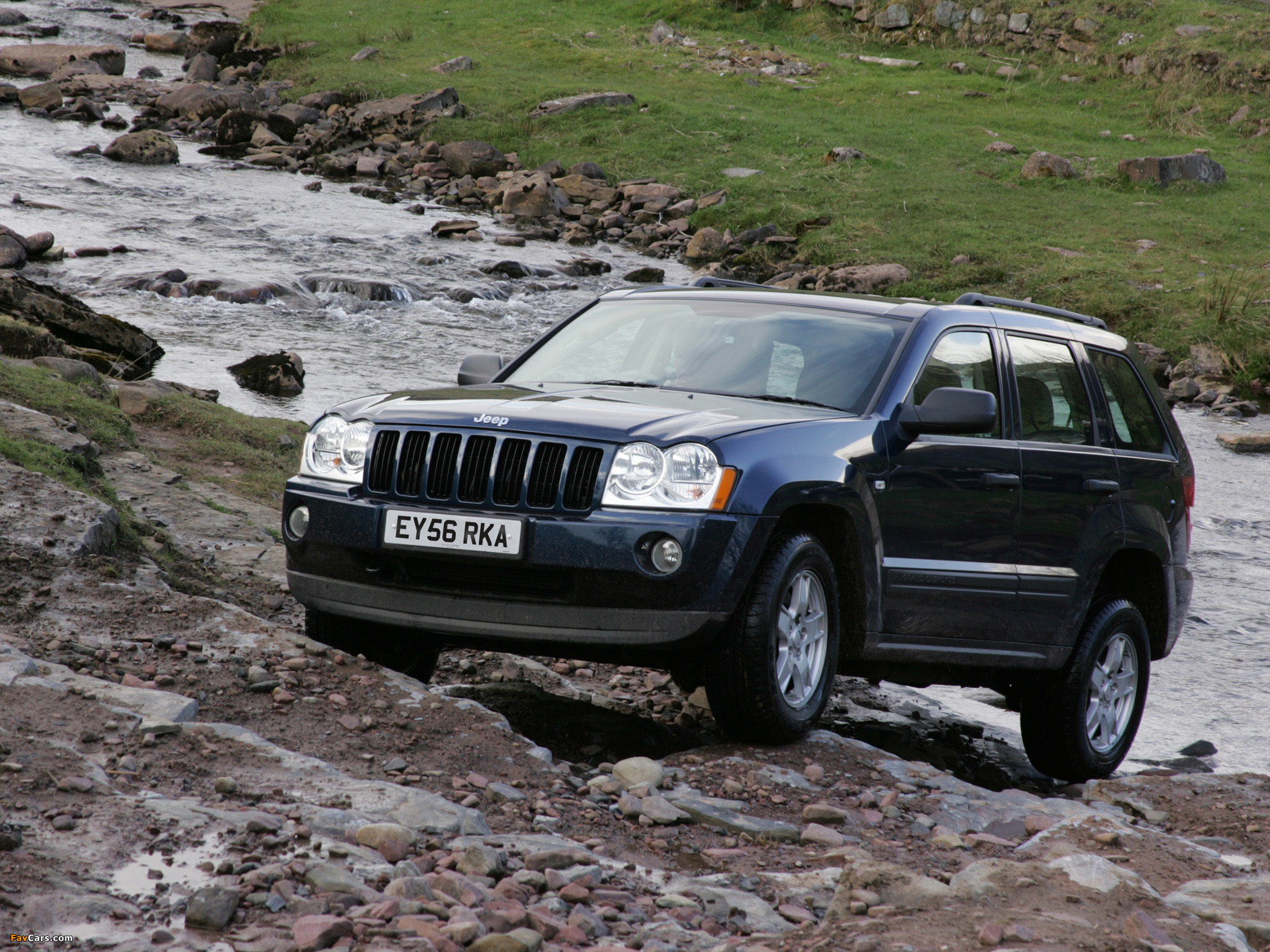 Images of Jeep Grand Cherokee CRD Limited UK-spec (WK) 2005–07 (2048 x 1536)