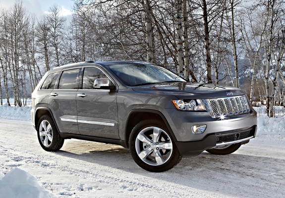 Images of Jeep Grand Cherokee Overland Summit (WK2) 2011–13