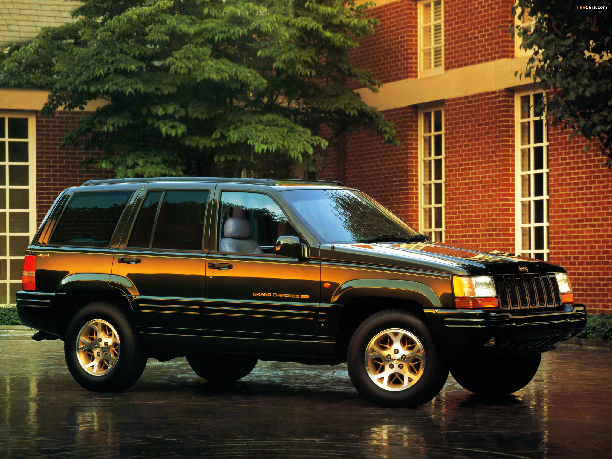 Гранд чароки. Jeep Grand Cherokee 1996. Jeep Grand Cherokee Limited 1996. Джип Гранд Чероки Лимитед 1996. Jeep Grand Cherokee ZJ 1996 5.2.
