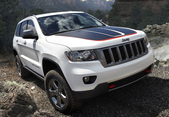 Pictures of Jeep Grand Cherokee Trailhawk (WK2) 2012