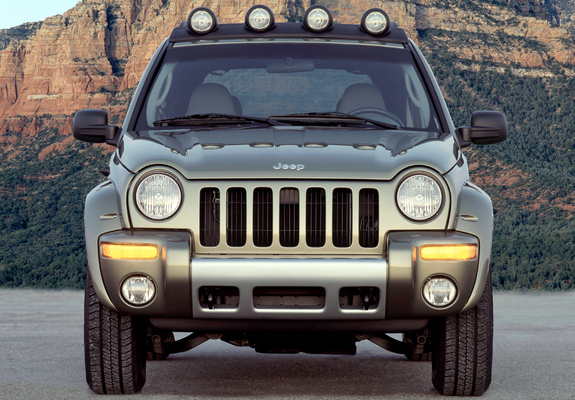 Images of Jeep Liberty Renegade (KJ) 2002–04