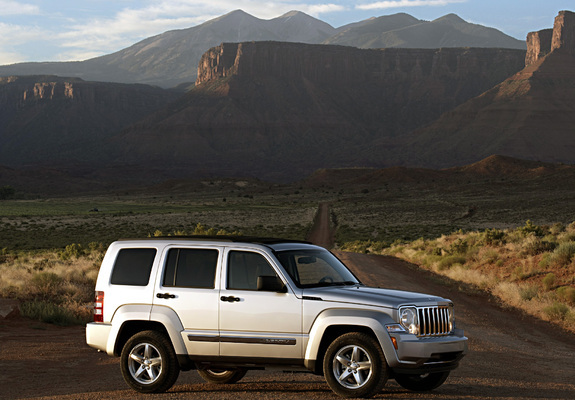 Images of Jeep Liberty 2007