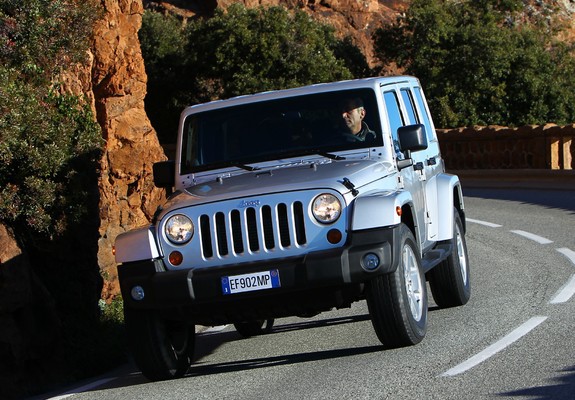 Images of Jeep Wrangler Sahara Unlimited (JK) 2011