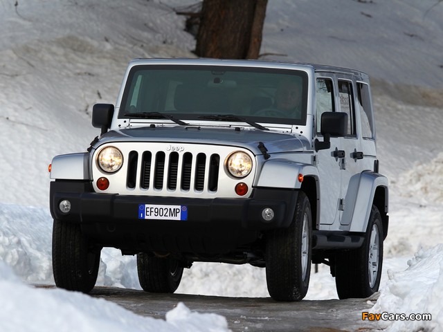 Jeep Wrangler Sahara Unlimited (JK) 2011 pictures (640 x 480)