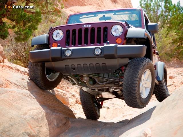 Jeep Wrangler Unlimited Rubicon (JK) 2006–10 wallpapers (640 x 480)