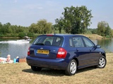 Kia Cerato Hatchback UK-spec (LD) 2004–07 pictures