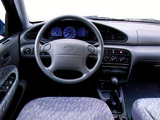 Kia Sephia 1995–98 photos