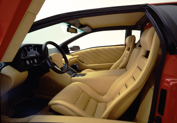Pictures of Lamborghini Diablo 1990–93