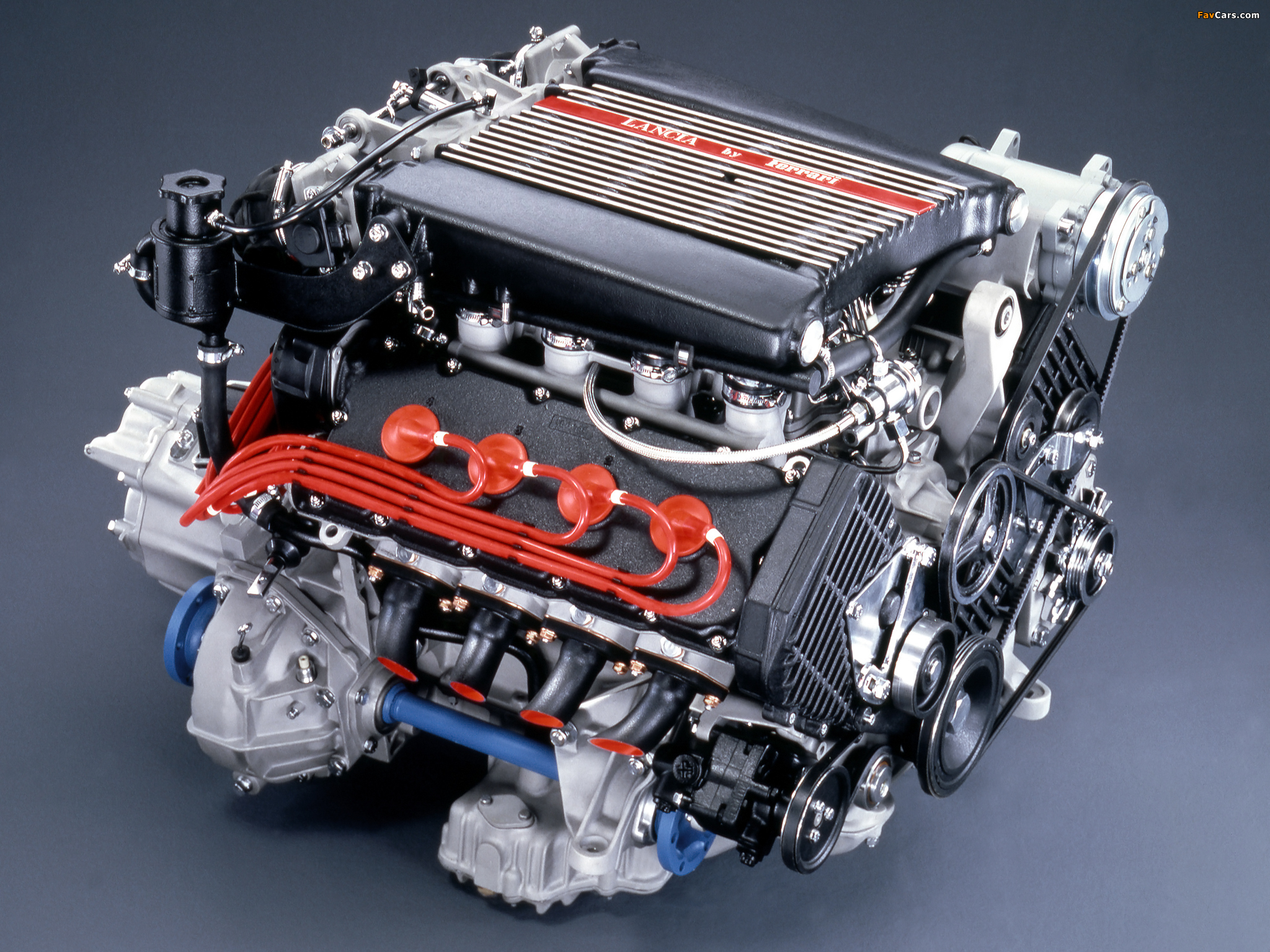 Temp v8. Lancia Thema 8.32. Lancia Thema 8.32 (Ferrari). Lancia Thema Ferrari. Lancia Thema двигатель 834.