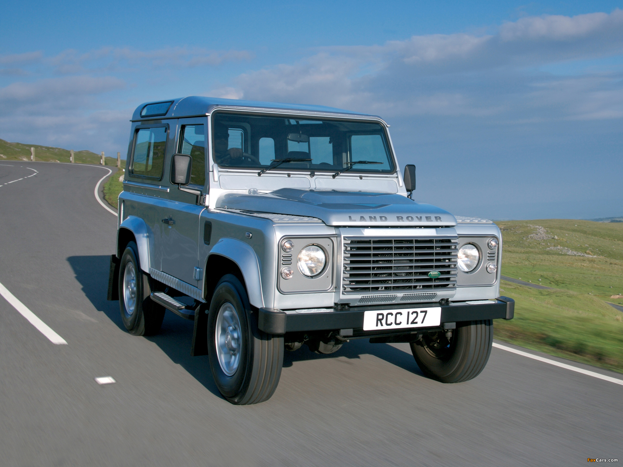 Images of Land Rover Defender 90 Station Wagon 2007 (2048 x 1536)