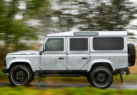 Images of Twisted Land Rover Defender 110 Station Wagon French Edition 2012