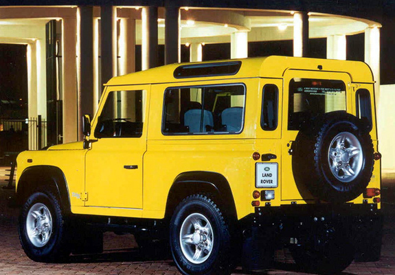 Land Rover Defender 90 Station Wagon ZA-spec 1990–2007 images