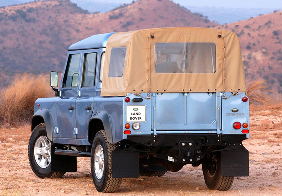 Land Rover Defender 110 Double Cab Pickup ZA-spec 1990–2007 wallpapers