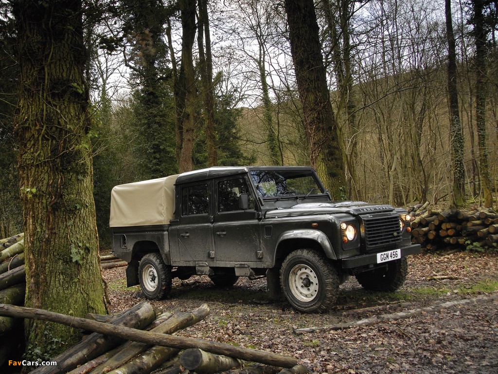 Land Rover Defender 130 Double Cab High Capacity Pickup UK-spec 2007 wallpapers (1024 x 768)