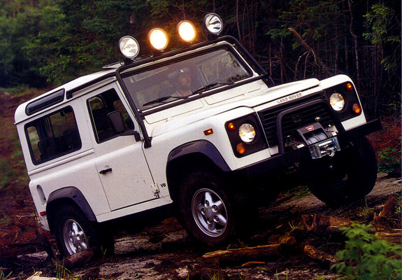 Land Rover Defender 90 NAS Station Wagon 1993–97 pictures