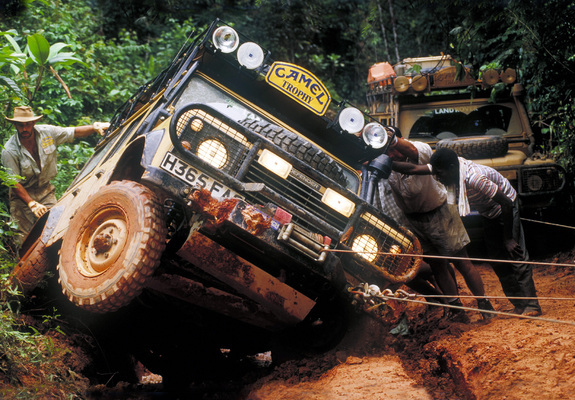 Land Rover Defender pictures