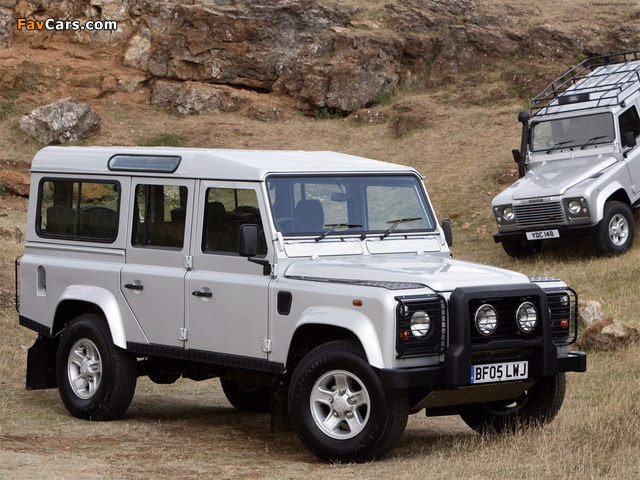 Pictures of Land Rover Defender Silver Limited Edition 2005 (640 x 480)