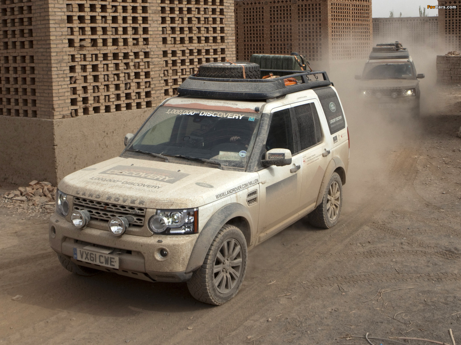 Land Rover Discovery 4 Expedition Vehicle 2012 wallpapers (1600x1200)