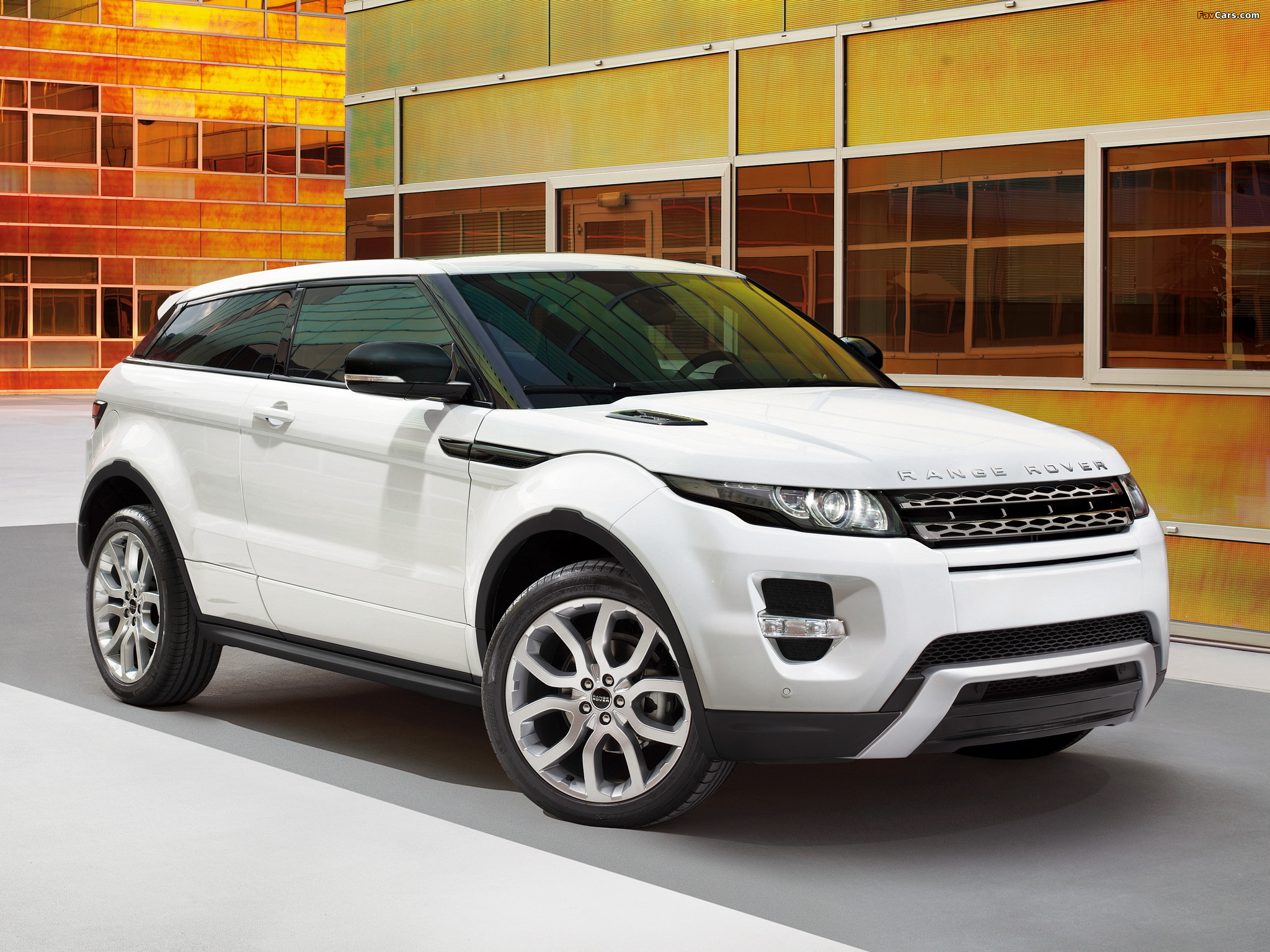Range Rover Evoque Coupe Dynamic 2011 images (2048 x 1536)