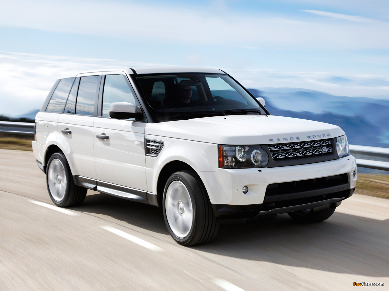 Range Rover Sport Supercharged 2009–13 images (1280 x 960)