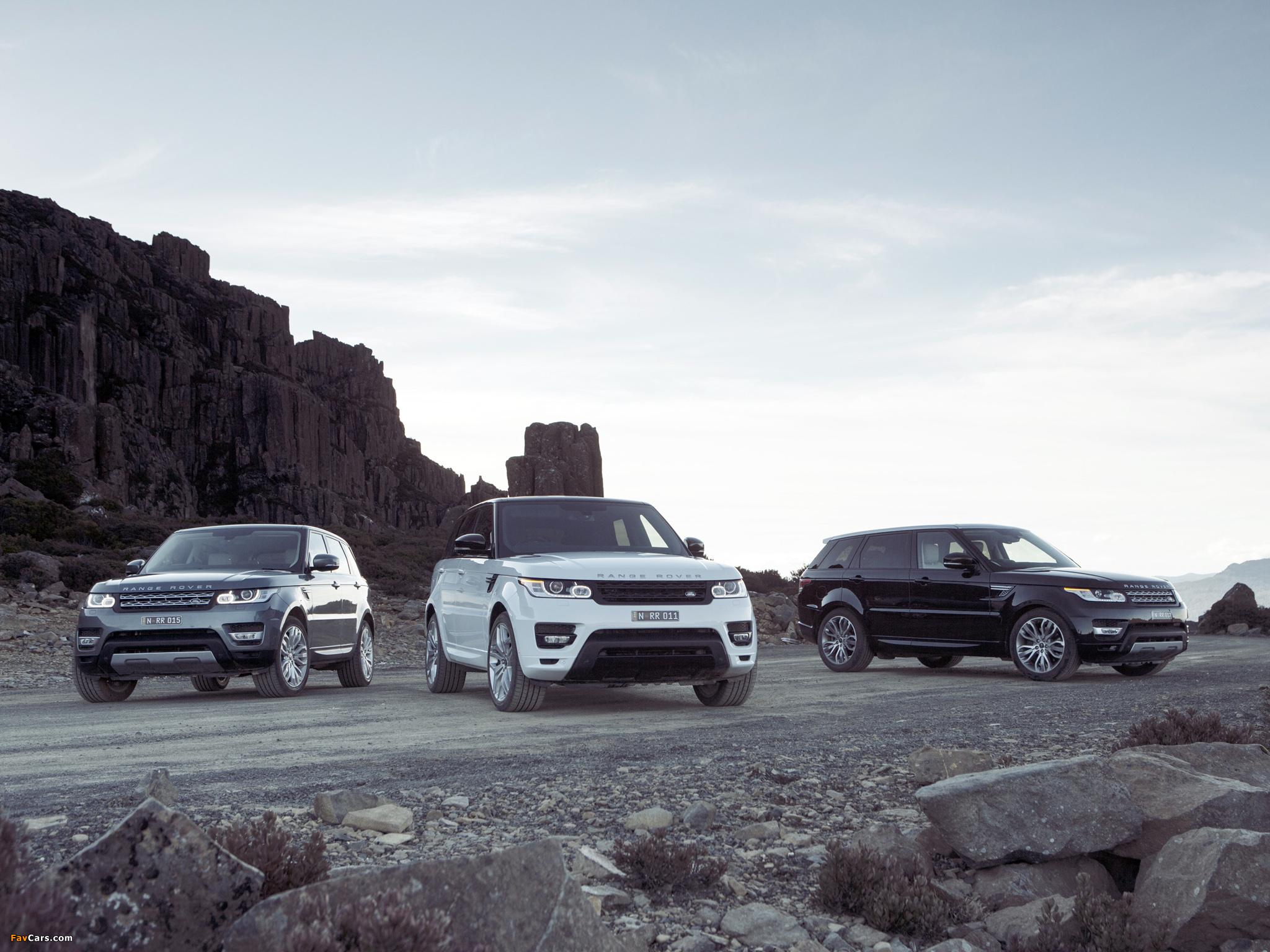 Land Rover Range Rover Sport images (2048 x 1536)