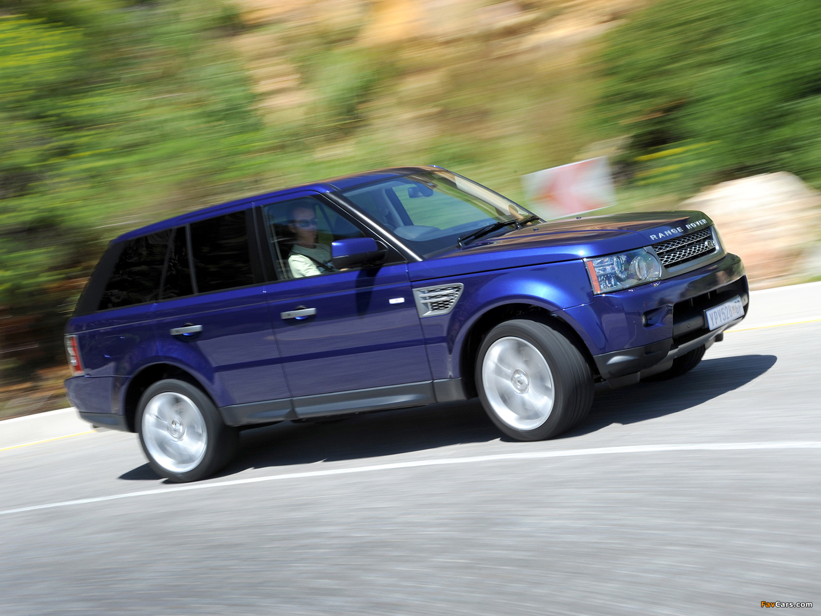 Range Rover Sport Supercharged ZA-spec 2009–13 wallpapers (1600 x 1200)