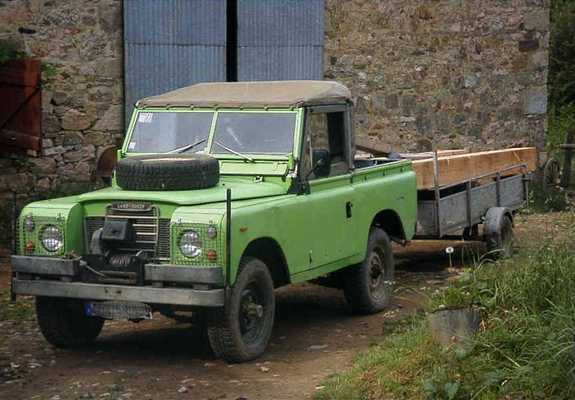 Land Rover Series III 88 1971–85 photos