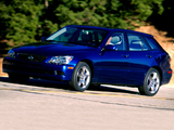 Lexus IS 300 SportCross (XE10) 2001–05 pictures
