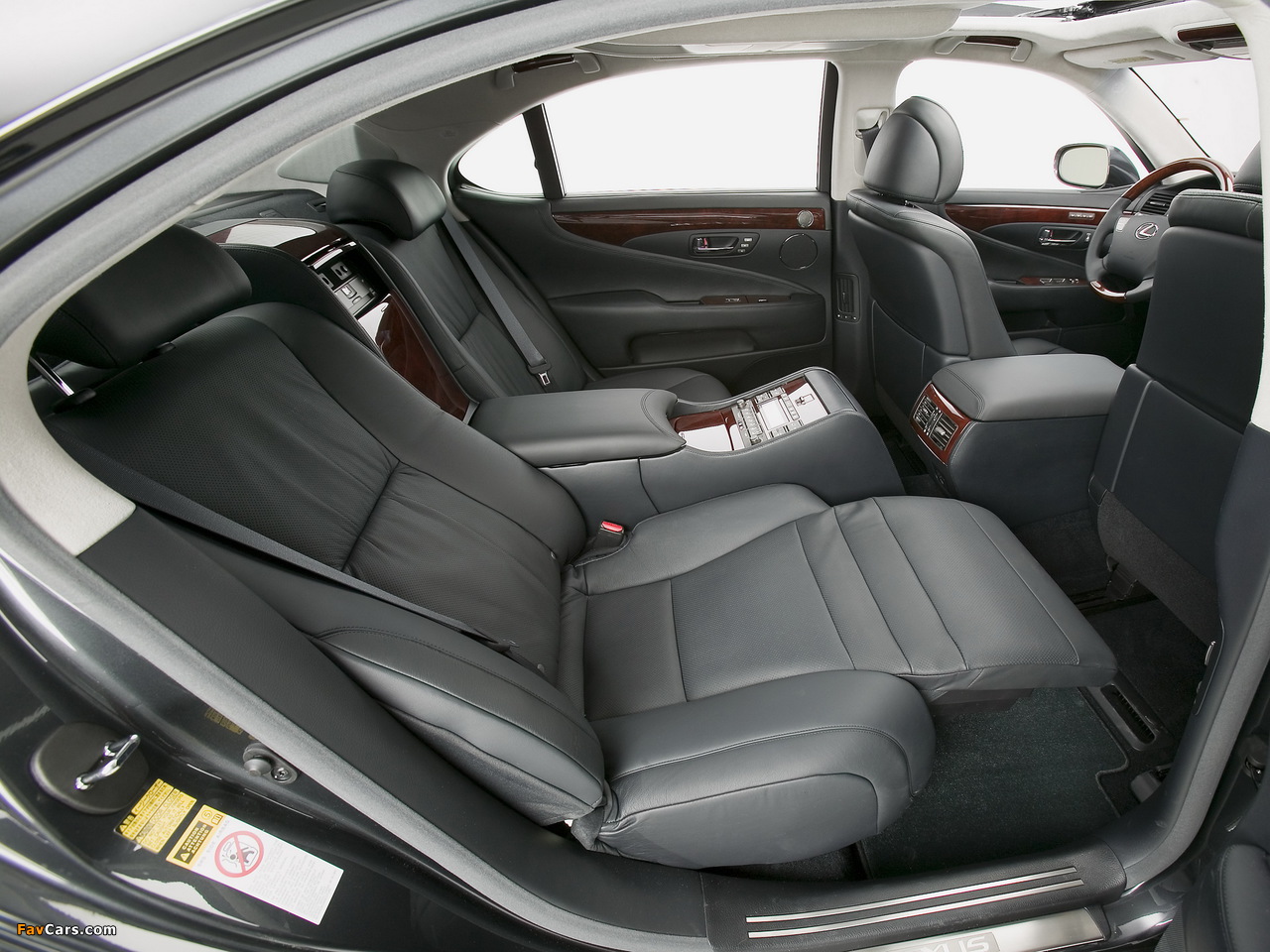 Images of Lexus LS 600h L (UVF45) 2007–09 (1280 x 960)