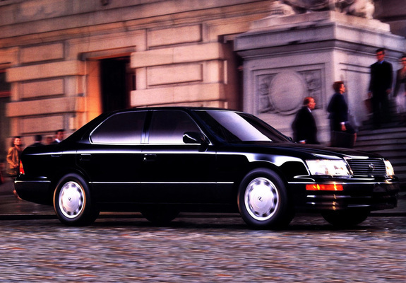 Lexus LS 400 (UCF20) 1995–97 images