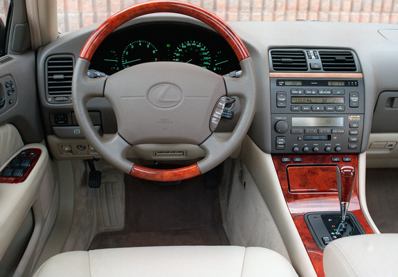 Lexus LS 400 (UCF20) 1997–2000 images