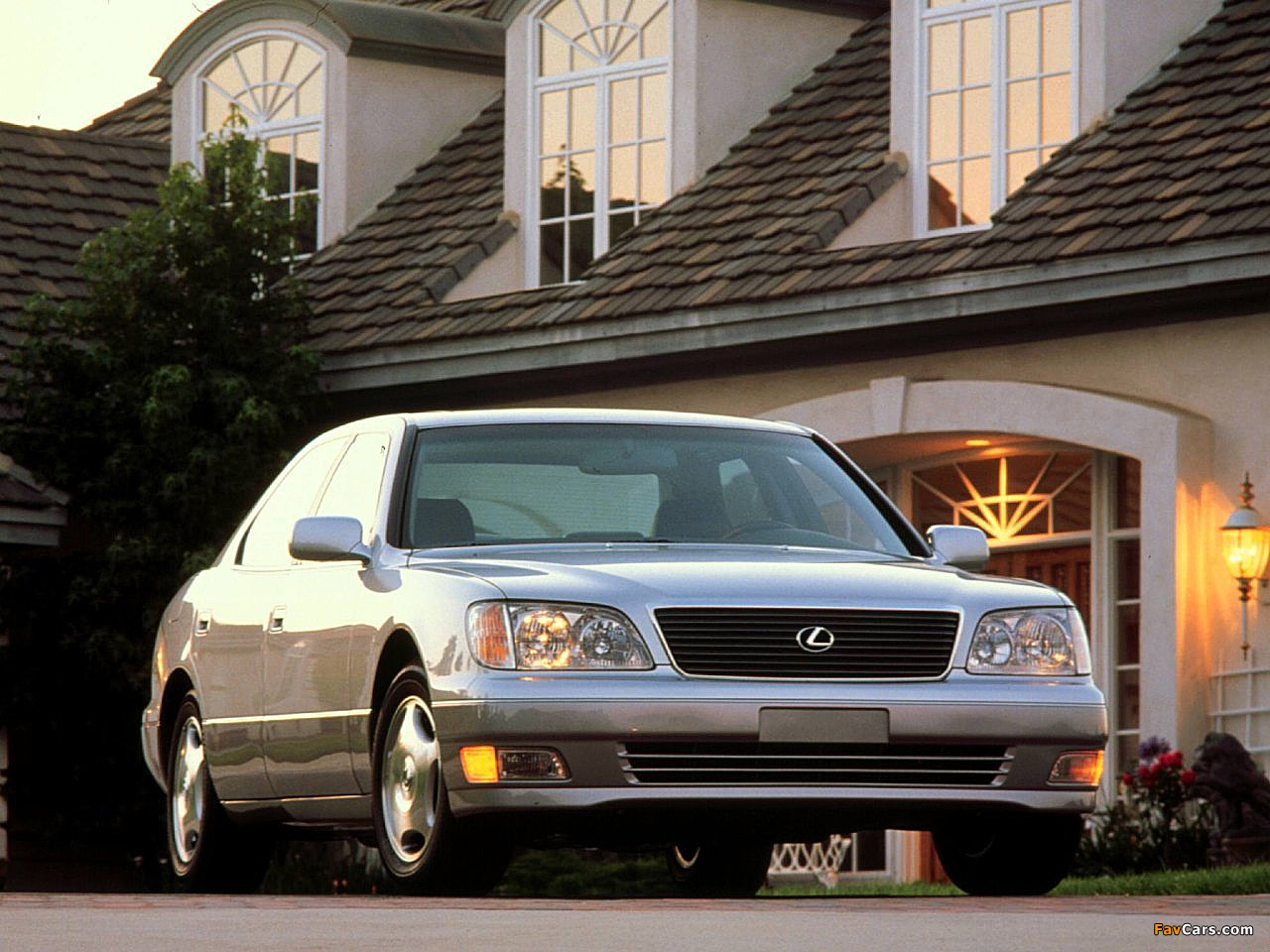 Pictures of Lexus LS 400 (UCF20) 1997–2000 (1280 x 960)