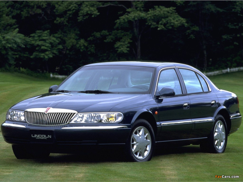 90 98 года. Линкольн Континенталь 1998. Линкольн Континенталь 1995. Lincoln Continental 2002. Линкольн Континенталь 1995 года.
