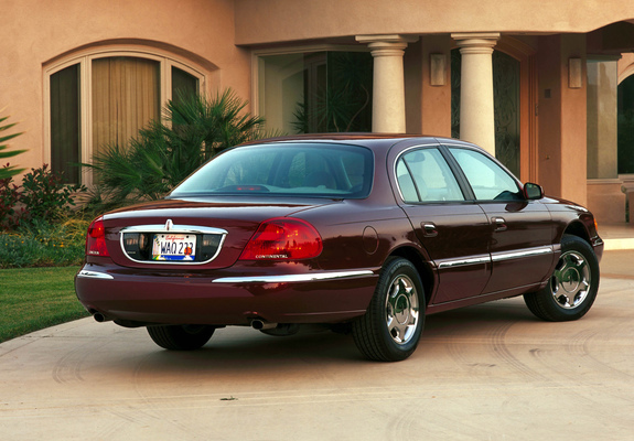 Pictures of Lincoln Continental 1998–2002