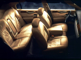 Lincoln Town Car 1998–2003 pictures