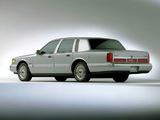 Lincoln Town Car 1994–97 photos