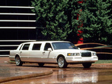 Pictures of Lincoln Town Car Limousine 1995–97