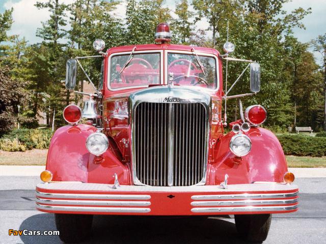 Pictures of Mack L-85 Firetruck 1954 (640 x 480)