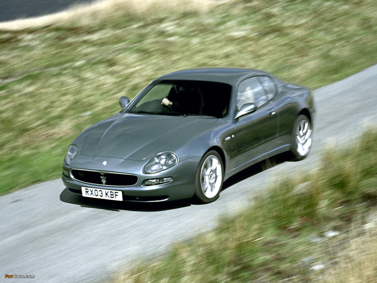 Photos of Maserati Coupe UK-spec 2002–07 (1280 x 960)