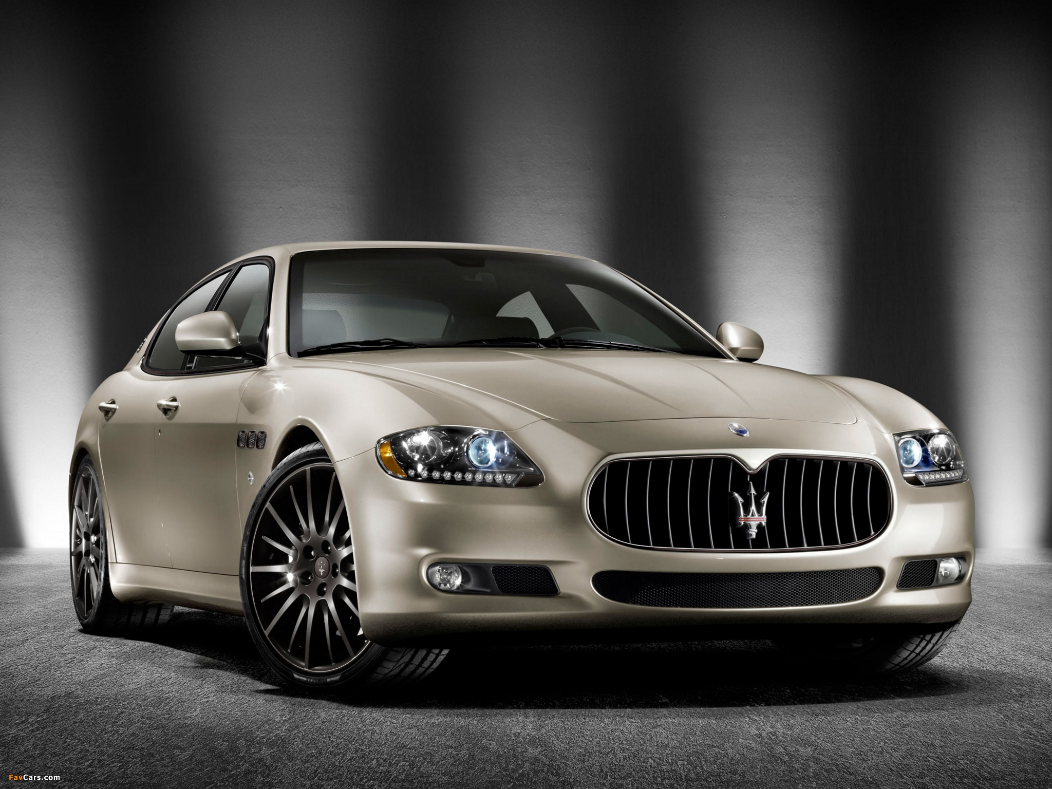 Pictures of Maserati Quattroporte Sport GT S Awards Edition 2010 (2048 x 1536)