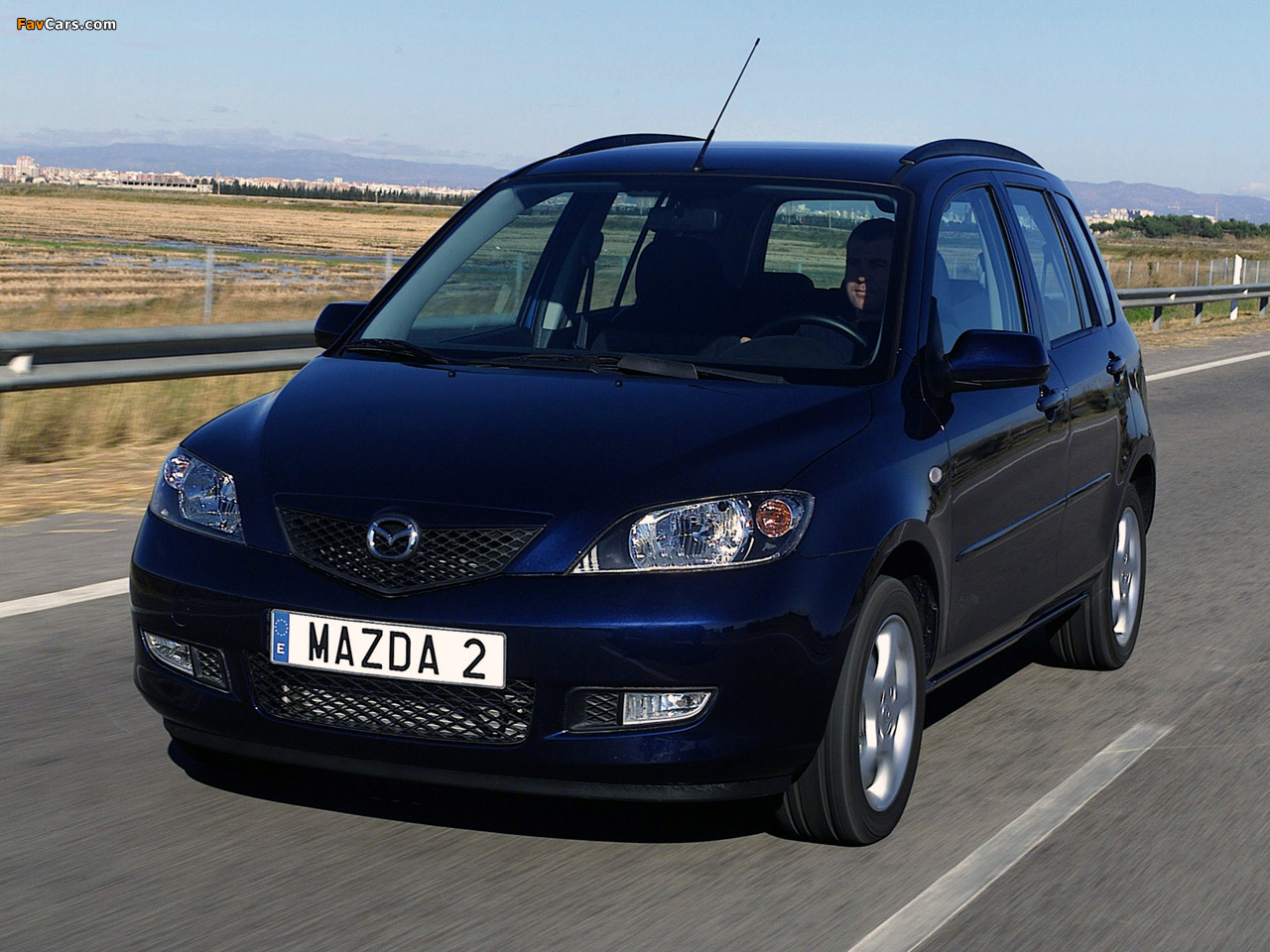 Mazda 2 2002–05 photos (1280 x 960)