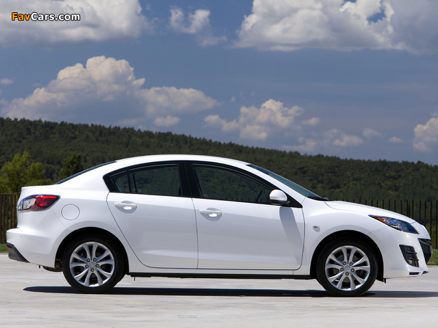 Images of Mazda3 Sedan (BL) 2009–11 (640 x 480)