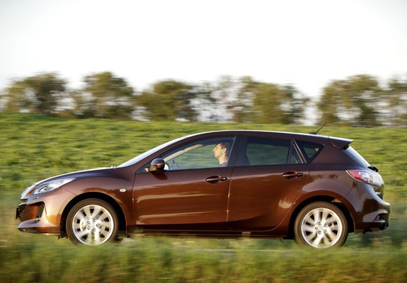 Images of Mazda3 Hatchback (BL2) 2011–13