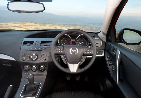 Images of Mazda3 Hatchback UK-spec (BL2) 2011–13