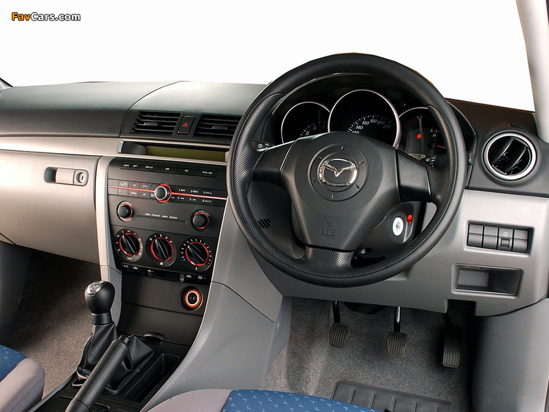 Mazda3 Sedan ZA-spec (BK) 2004–06 pictures (800 x 600)