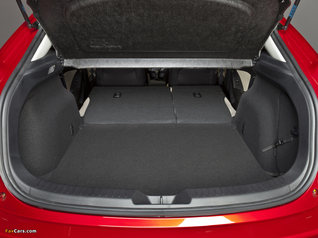 Photos of Mazda3 Hatchback (BM) 2013 (1024 x 768)